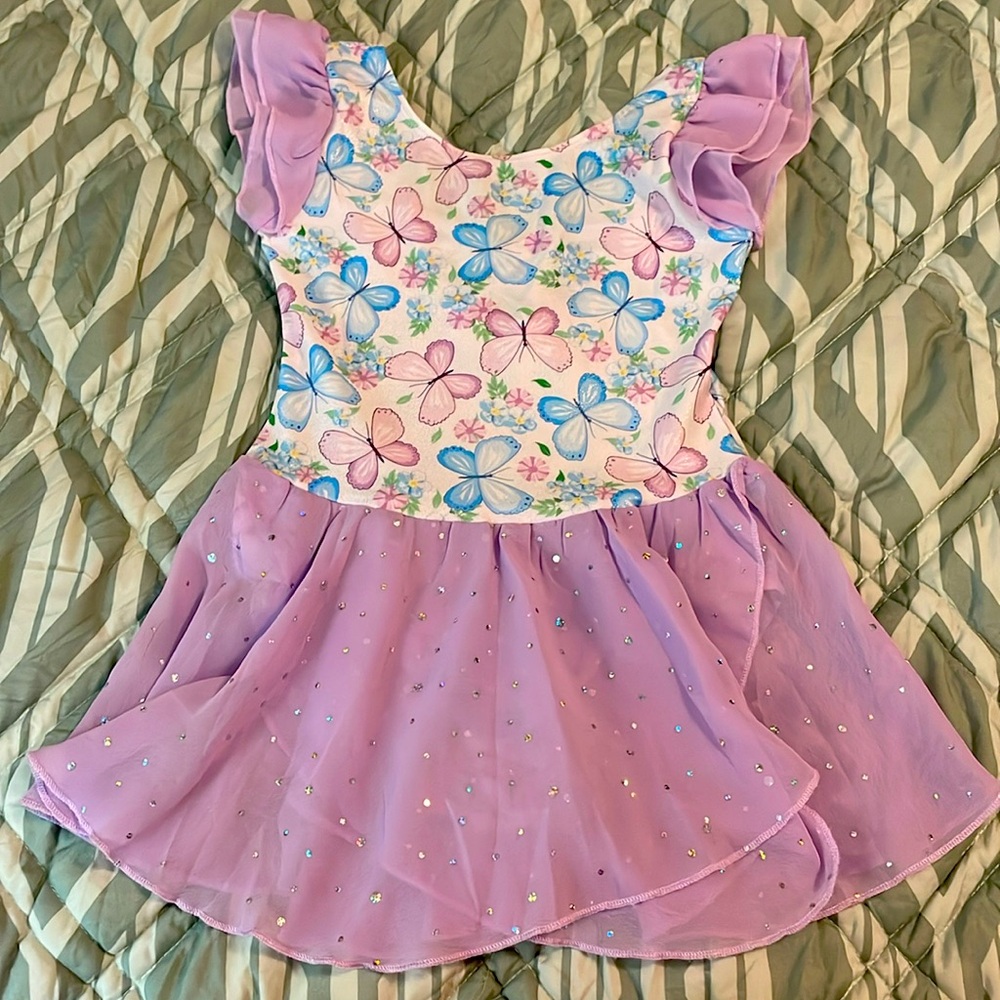 NWOT. Girls’ purple and white ballet dress